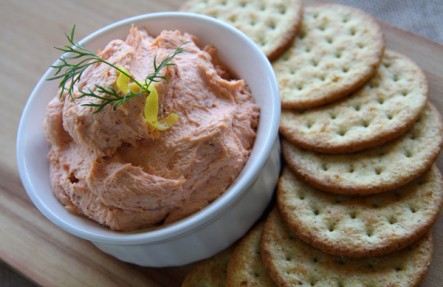Smoked Alaskan Salmon Spread- 8oz Tub